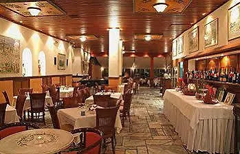 Hotel King Iniohos 4*